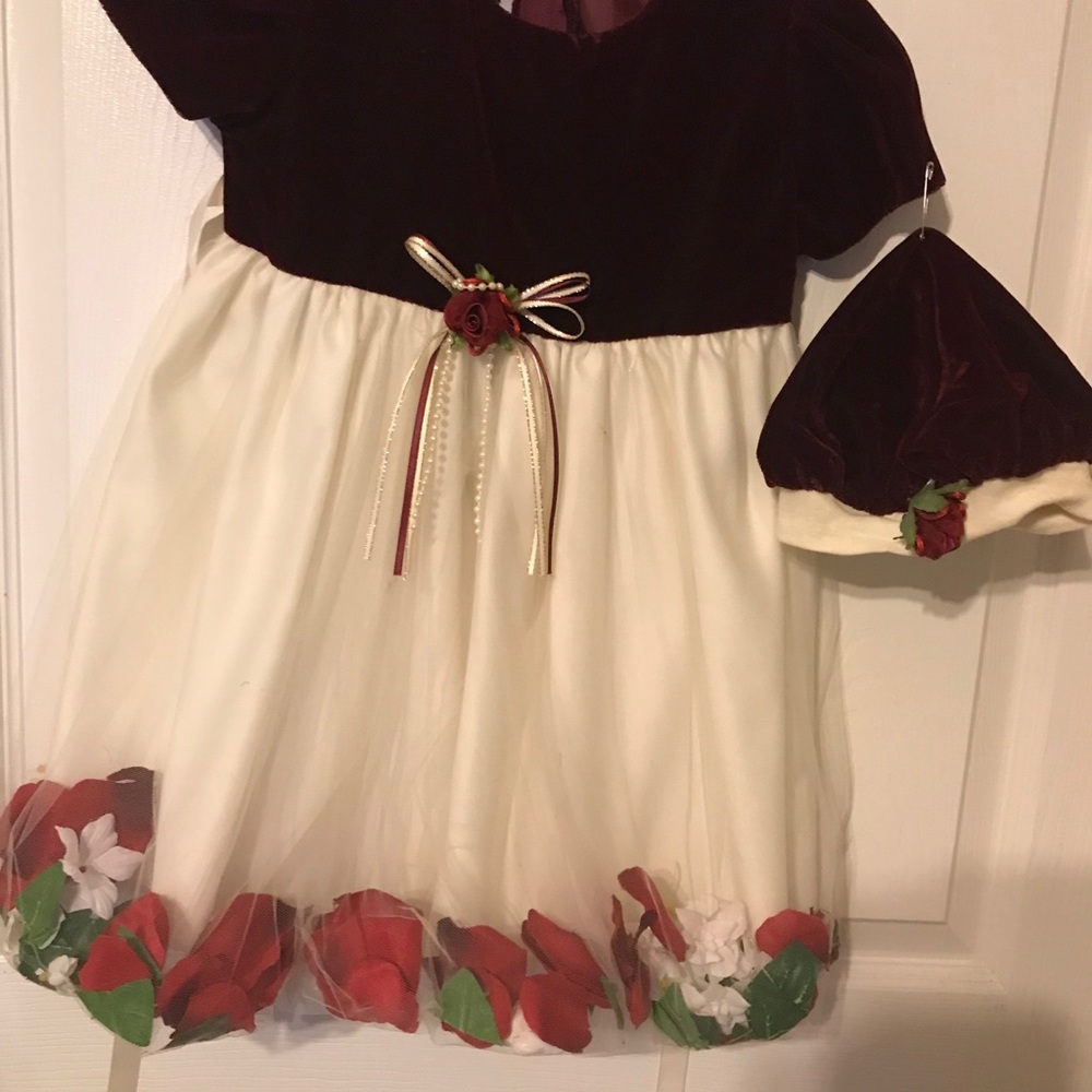 This is so beautiful dress like new